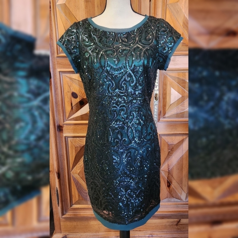 Vince Camuto Emerald Sequin Midi Dress